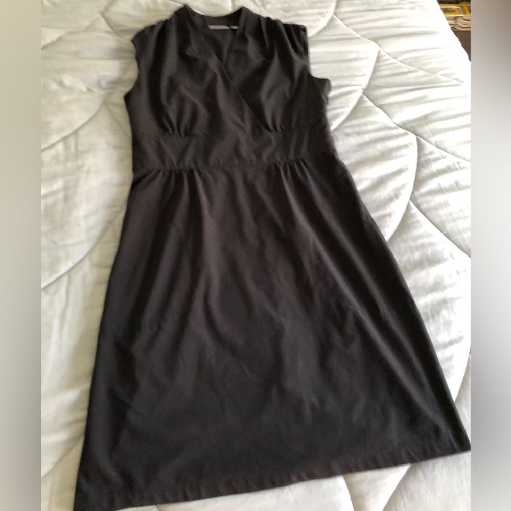 Athleta Dhalia dress size 6 black